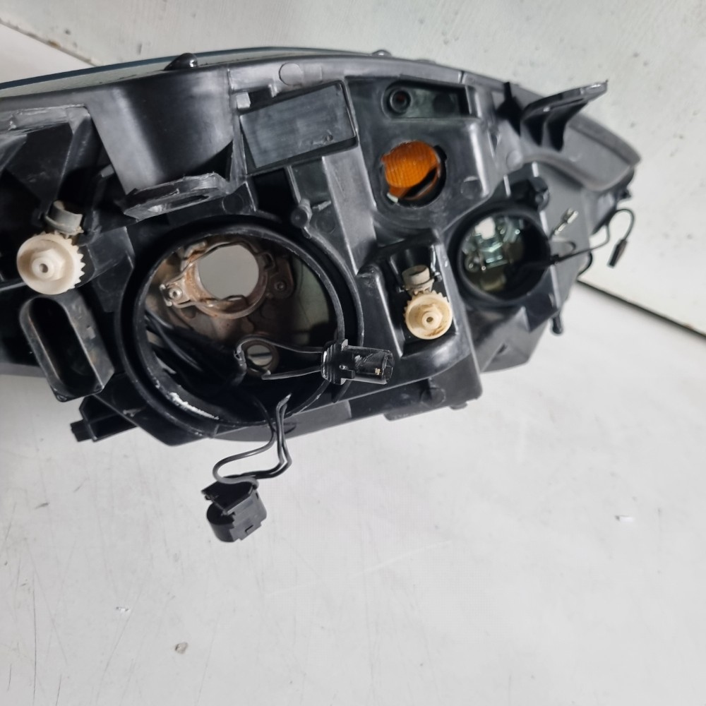 Farol Do Lado Esquerdo Ford Fiesta Modelos 2011/2014 Esquerdo/motorista 4