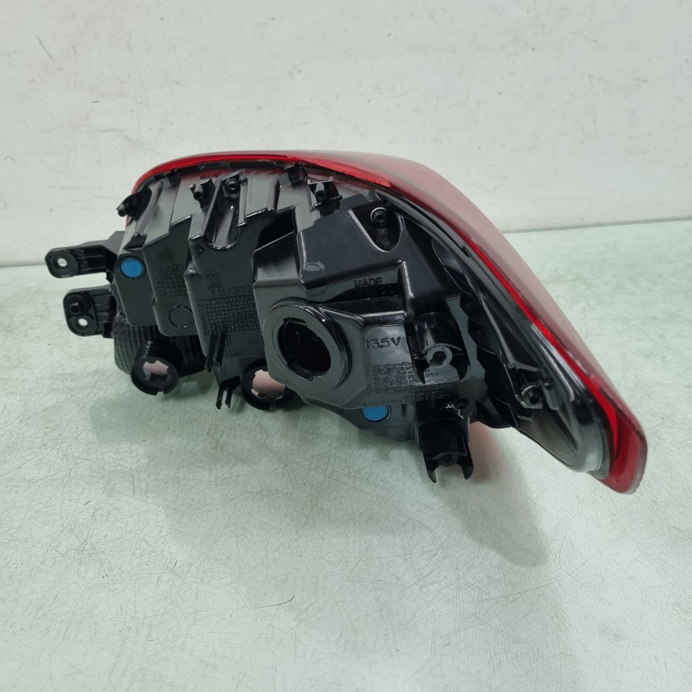 Lanterna Esquerda Com Led Chevrolet Onix Hatch 2020/2024  Esquerdo/motorista 4