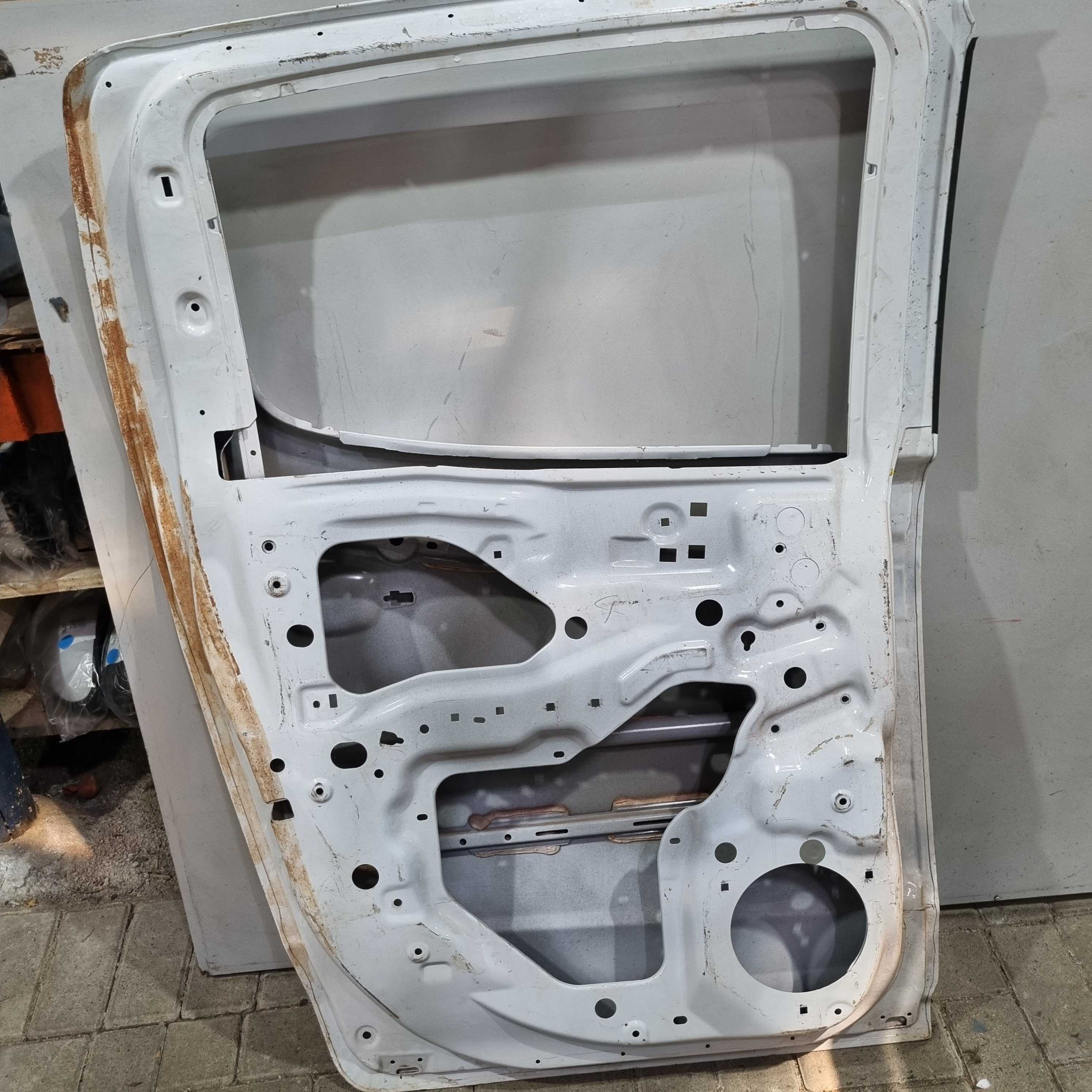 Porta Traseira Do Lado Esquerdo Gm S10 Modelos 2013/2023 4