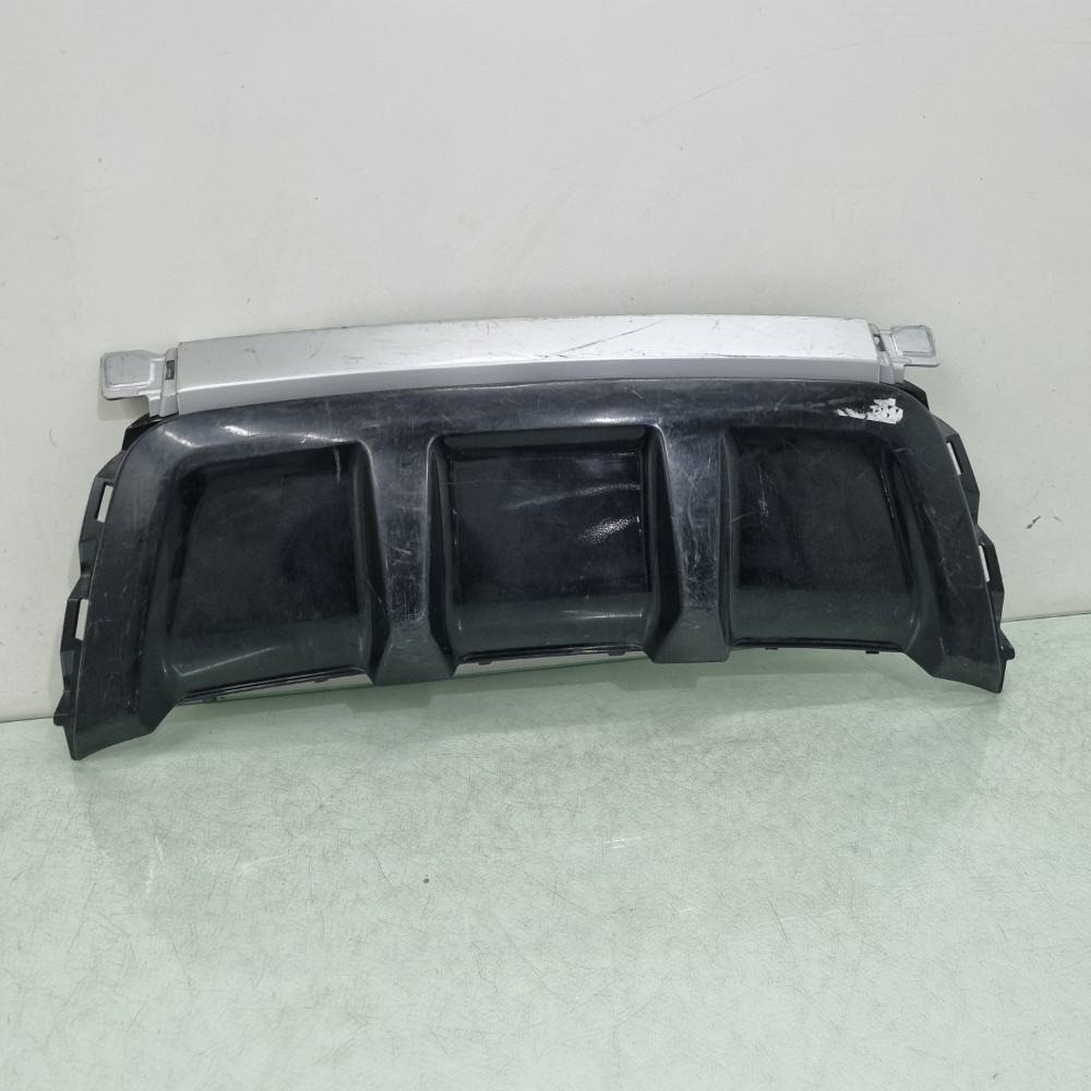 Moldura Central Parachoque Tras. Land Rover Evoque 2013/2017