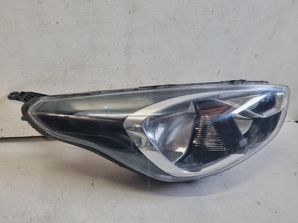 Farol Direito Ford  Ka Freestyle 2018 / 2022 Recuperado Orig Direito/passageiro 3