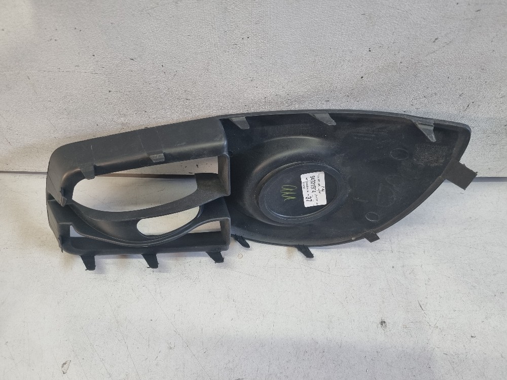 Moldura Do Cibié Direito Chevrolet Montana 2013/2016 Recup 4