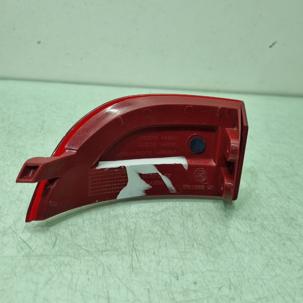 Refletor Do Parachoque Traseiro Fiat Strada 2014/2019 5