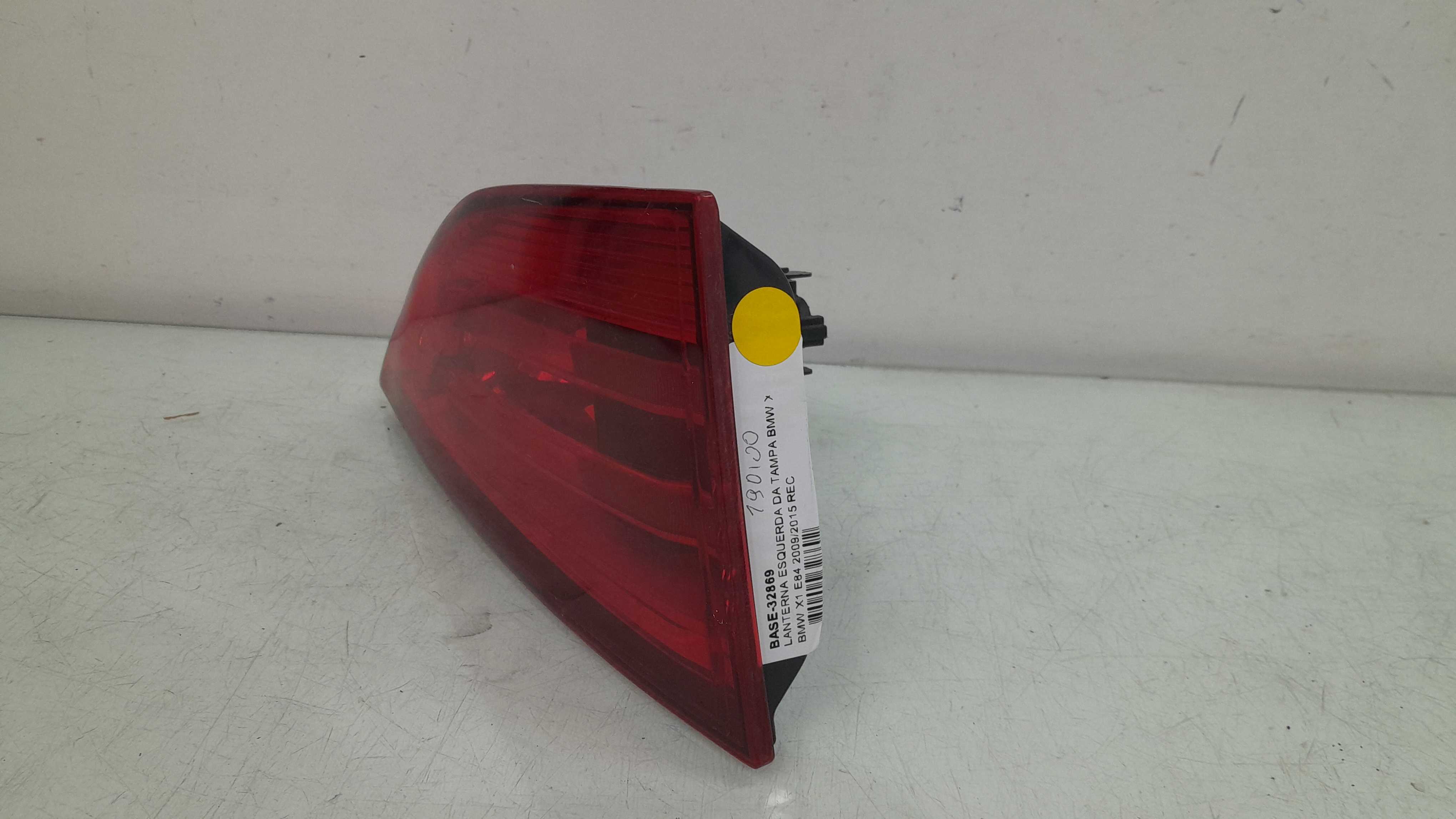 Lanterna Esquerda Da Tampa Bmw X1 09/15 Original Recuperada 3