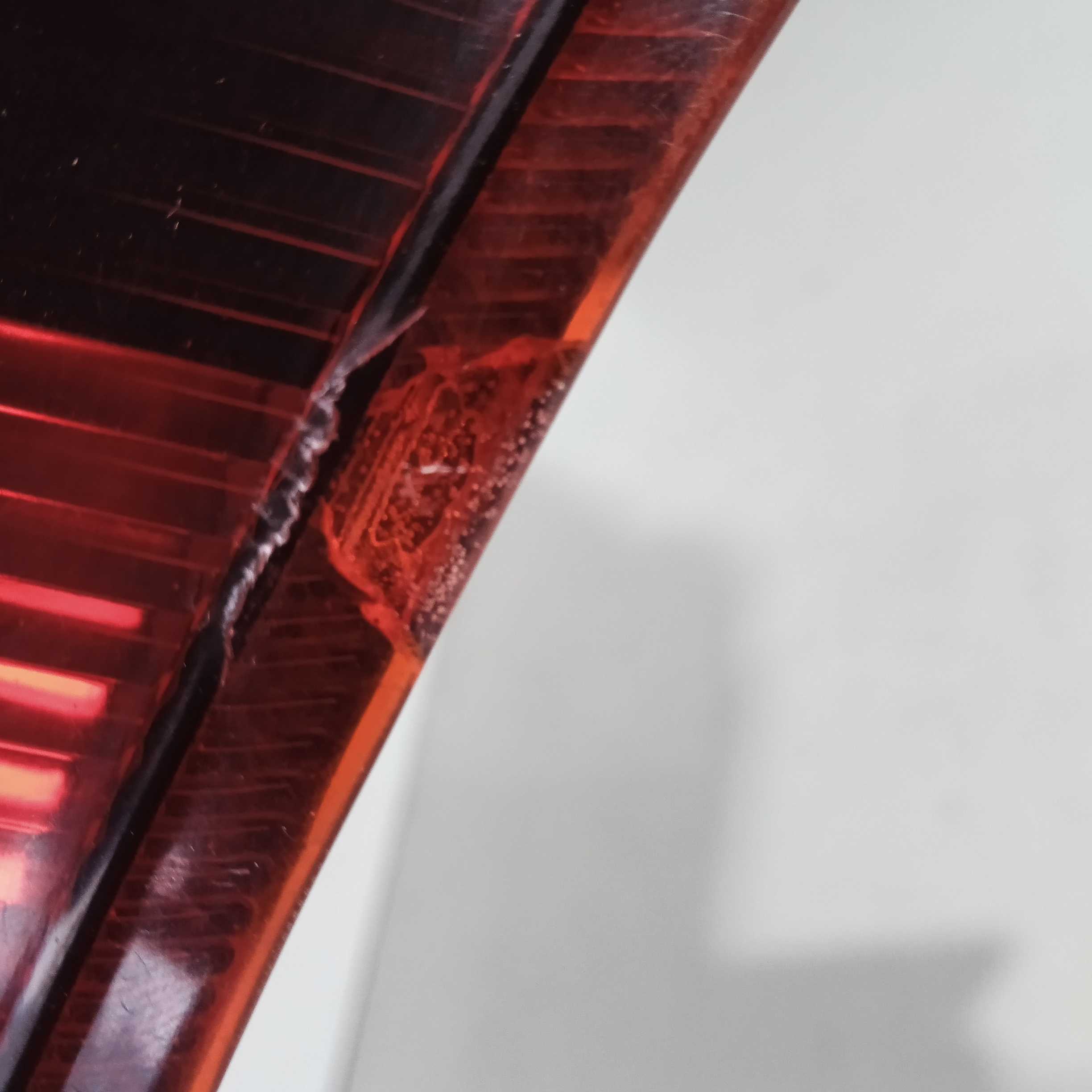 Lanterna Esqrd. Vermelho Esc Etios Sedan Ano 2015/2019 Rec 6