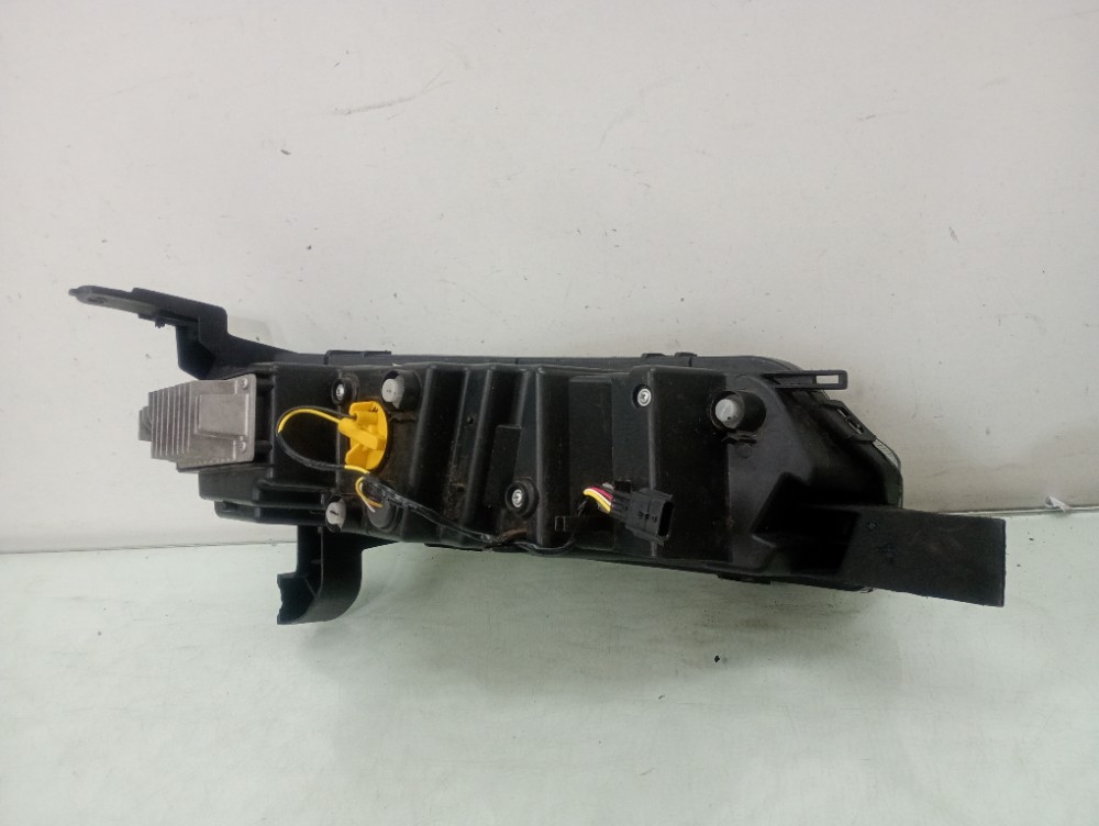 Farol Superior Esquerdo Kwid 2022/2024 Recuperado 3