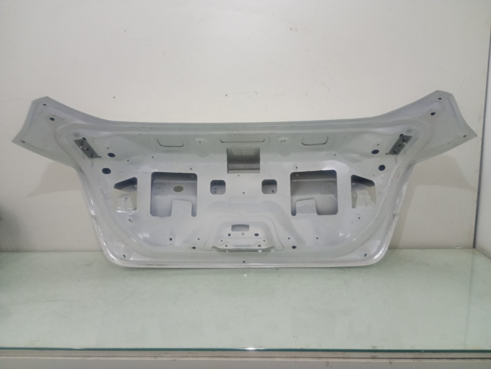 Tampa Traseira Ford Focus Sedan 2013 / 2016 Recuperado 3