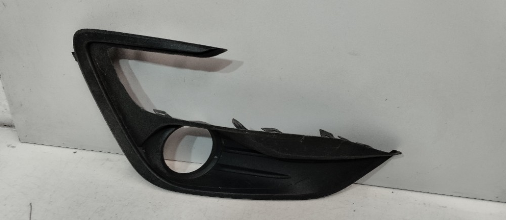 Moldura Farol De Milha Direito Ford Ka 2019 Recondicionado. 2