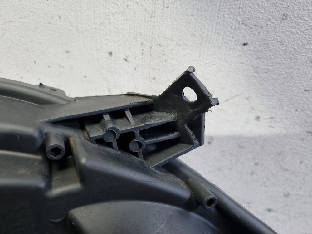 Farol Esquerdo Cromado Chevrolet Spin 2013/2016 Recuperado. Esquerdo/motorista 6