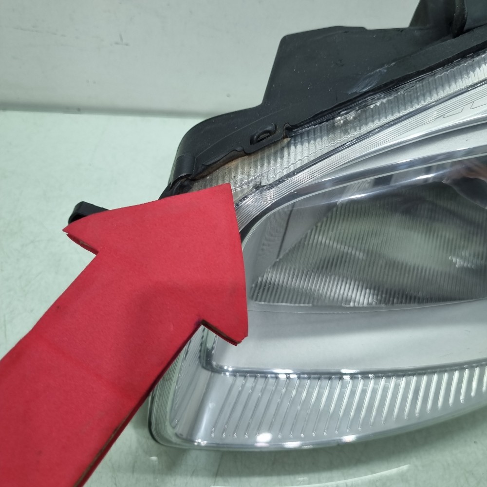 Farol Esquerdo Cromado fiat Uno Vivace 2010/2015 Semi-novo