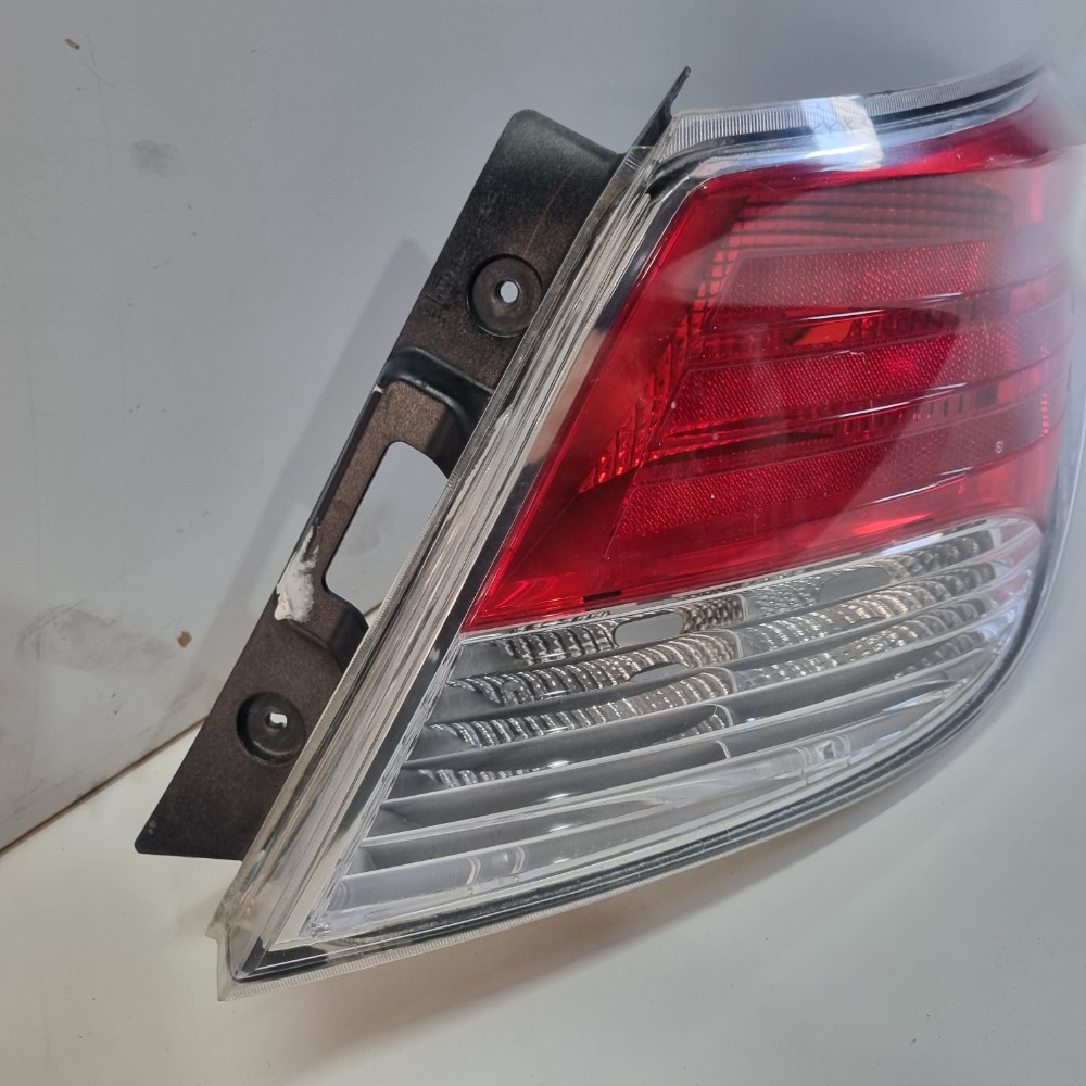 Lanterna Do Lado Direito Cristal Chevrolet Prisma 2013/2016 Direito/passageiro 2