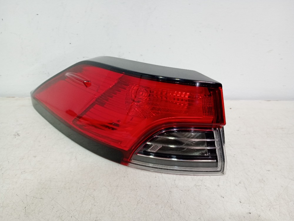 Lanterna Traseira Esquerda Toyota Corolla Cross 2022/2024 Esquerdo/motorista Vermelha 1