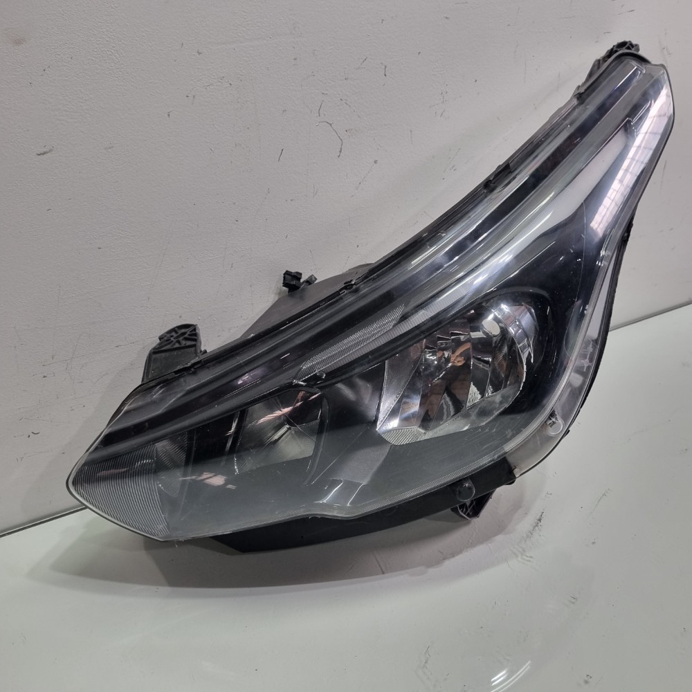 Farol Com Led Do Lado Esquerdo Fiat Argo Modelos 2017/2024 Esquerdo/motorista 2