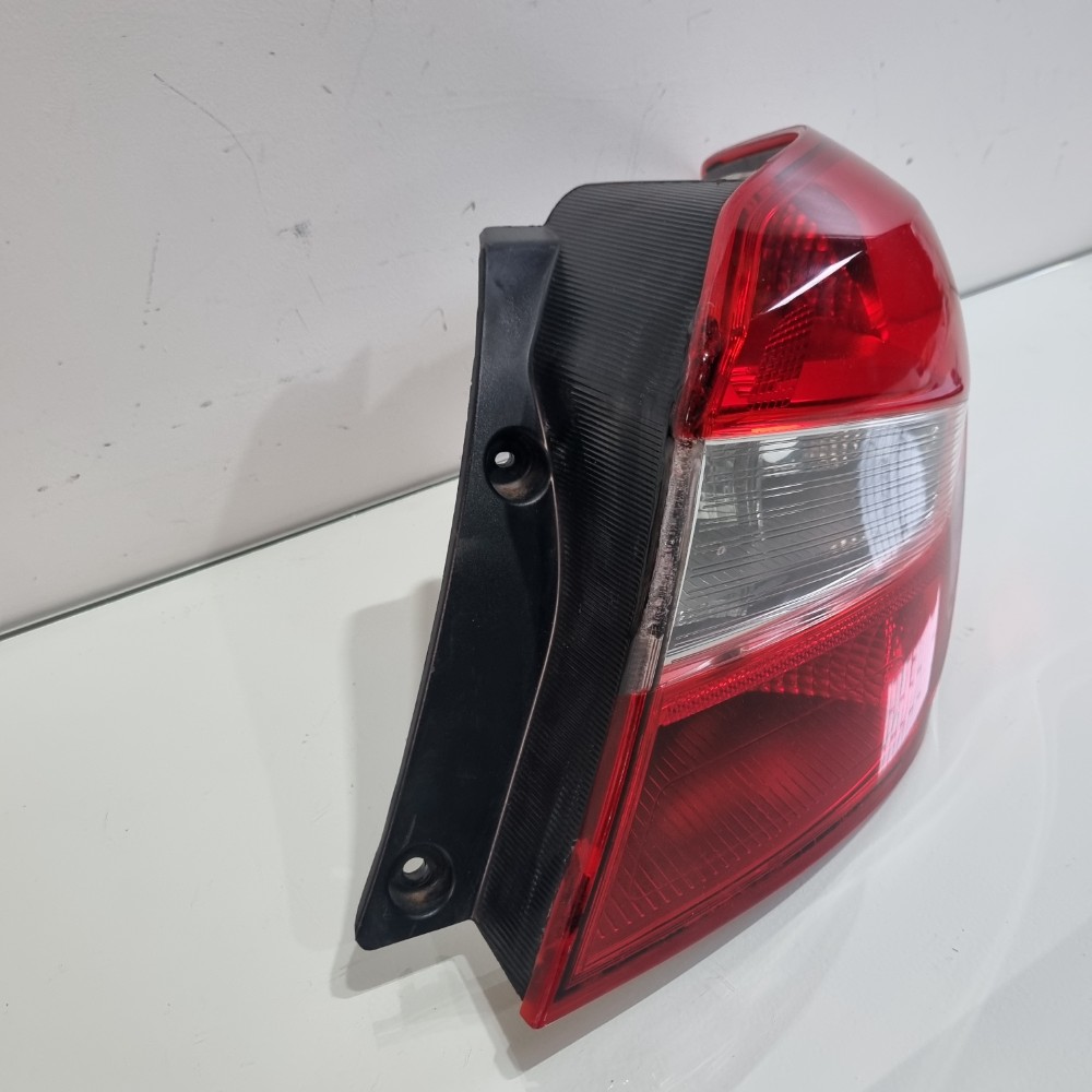 Lanterna Do Lado Direito Ford Ka Hatch Modelos 2015/2018 Direito/passageiro 2