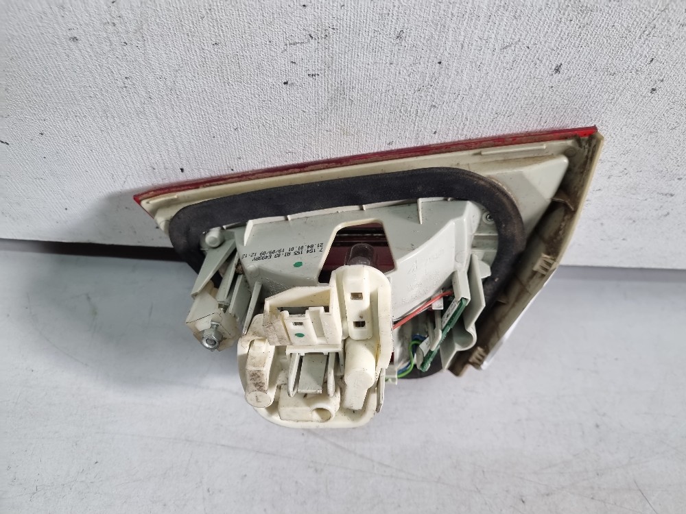 Lanterna Esquerda Da Tampa Traseira Bmw 320i 325i 2008/2012 Esquerdo/motorista 3