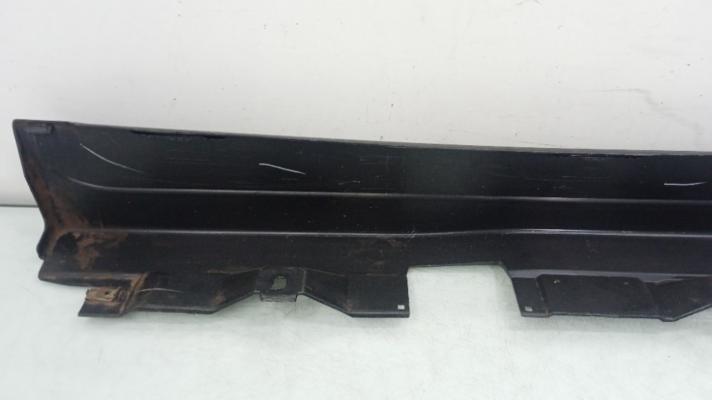 Spoiler Lateral Esquerdo Mercedes GLB 2017/2021 Original 6