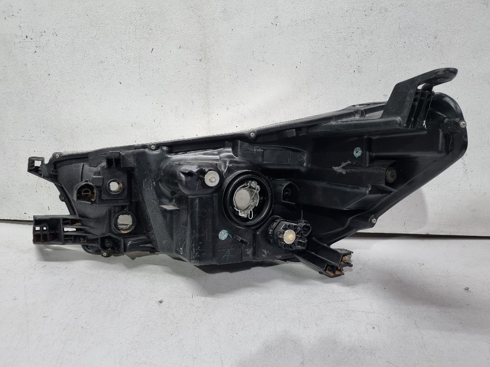 Farol Direito Toyota Hilux 2016/2019 Recuperado Direito/passageiro 5