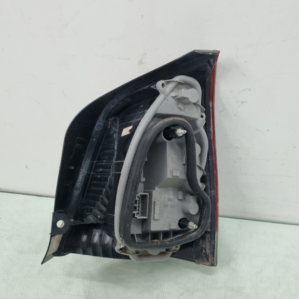 Lanterna Traseira Esquerdo Fumê Fiat Palio 2009/2013 Usado. 4