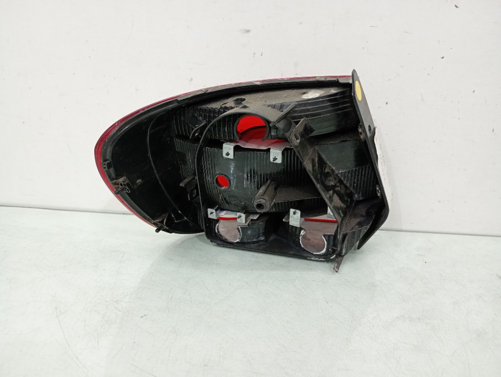 Lanterna Direita Volkswagen Gol G6 2013/2016. 2