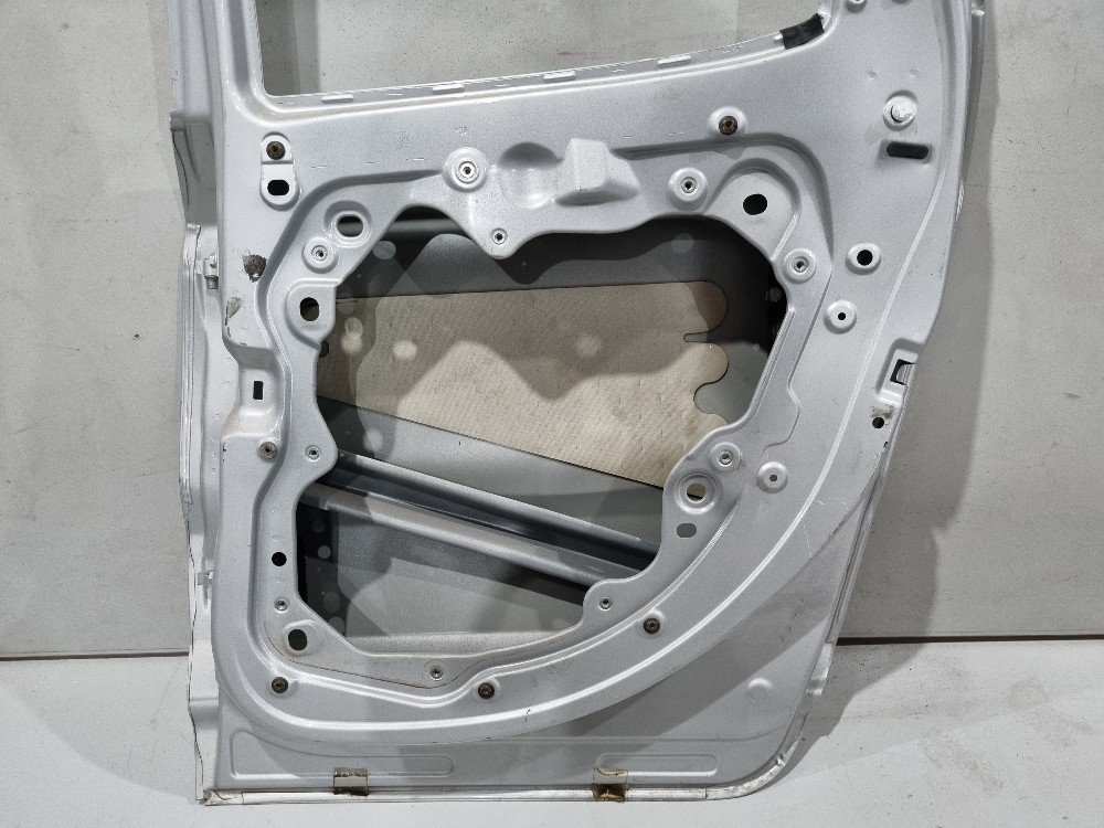Porta Traseira Direita Fiat Toro 2016/2024 Traseira Direito 6