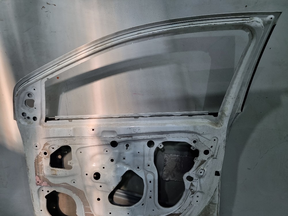Porta Dianteira Do Lado Direito Chevrolet Onix 2013/2019 Dianteira 6