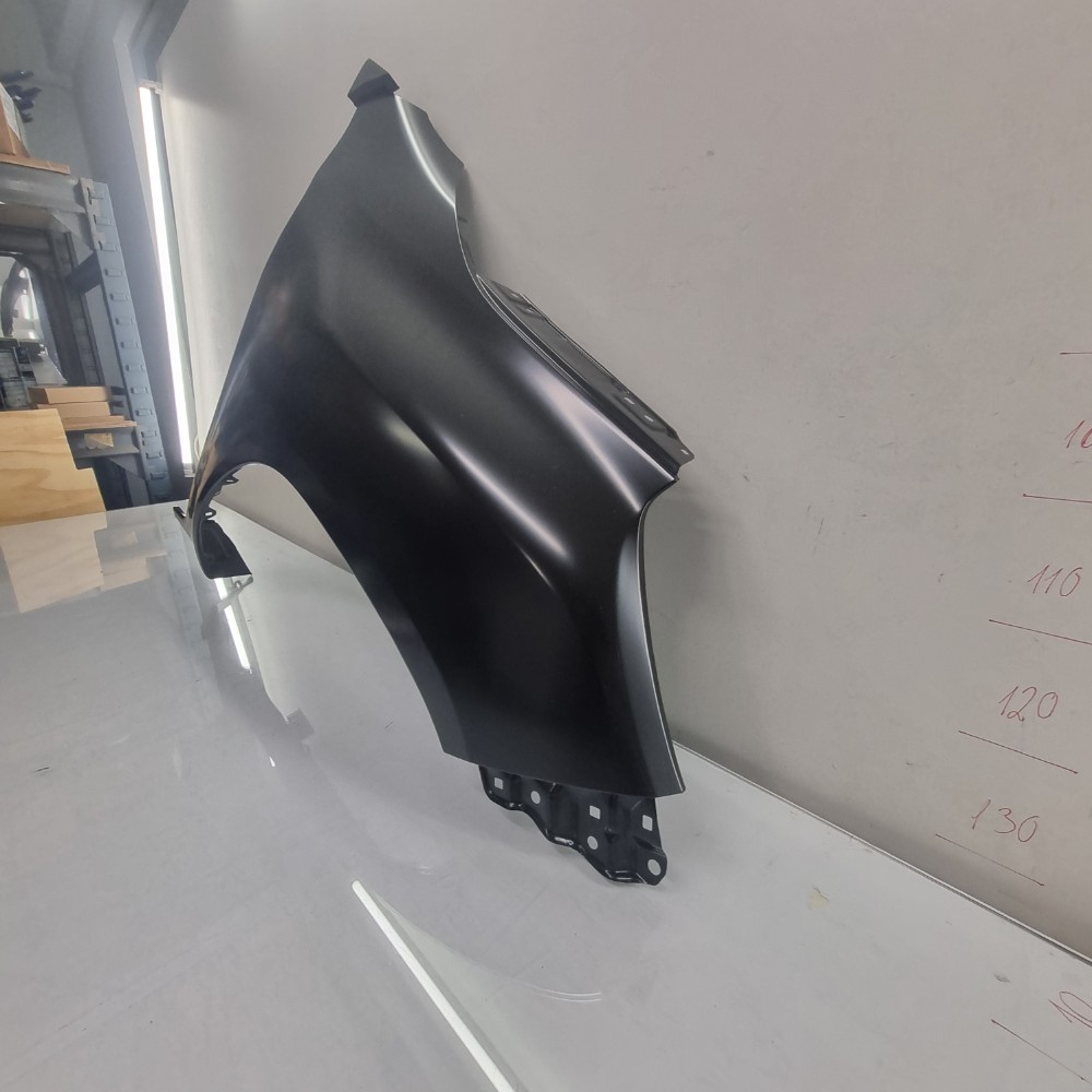 Paralama Direito S/furo Toyota Hilux Srv Modelos 2016/2020 2