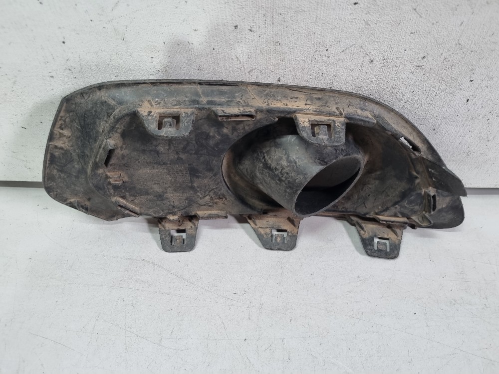 Moldura Do Cibié Esquerdo Renault Sandero 2015/2019 Seminovo 3