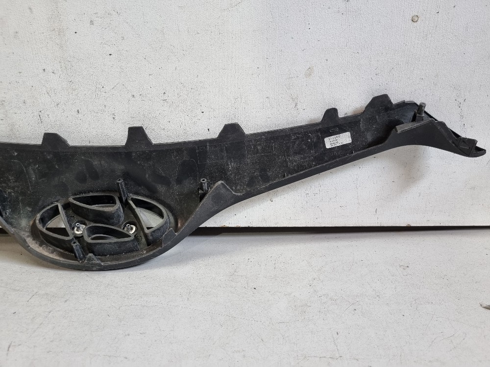 Moldura Da Grade Superior Hyundai Hb20 2013/2015 Seminova. 4