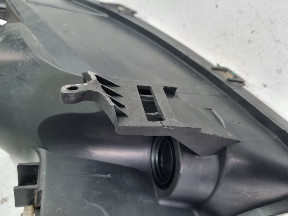 Farol Direito Chevrolet Classic 2010/2013 Seminovo Original. 9