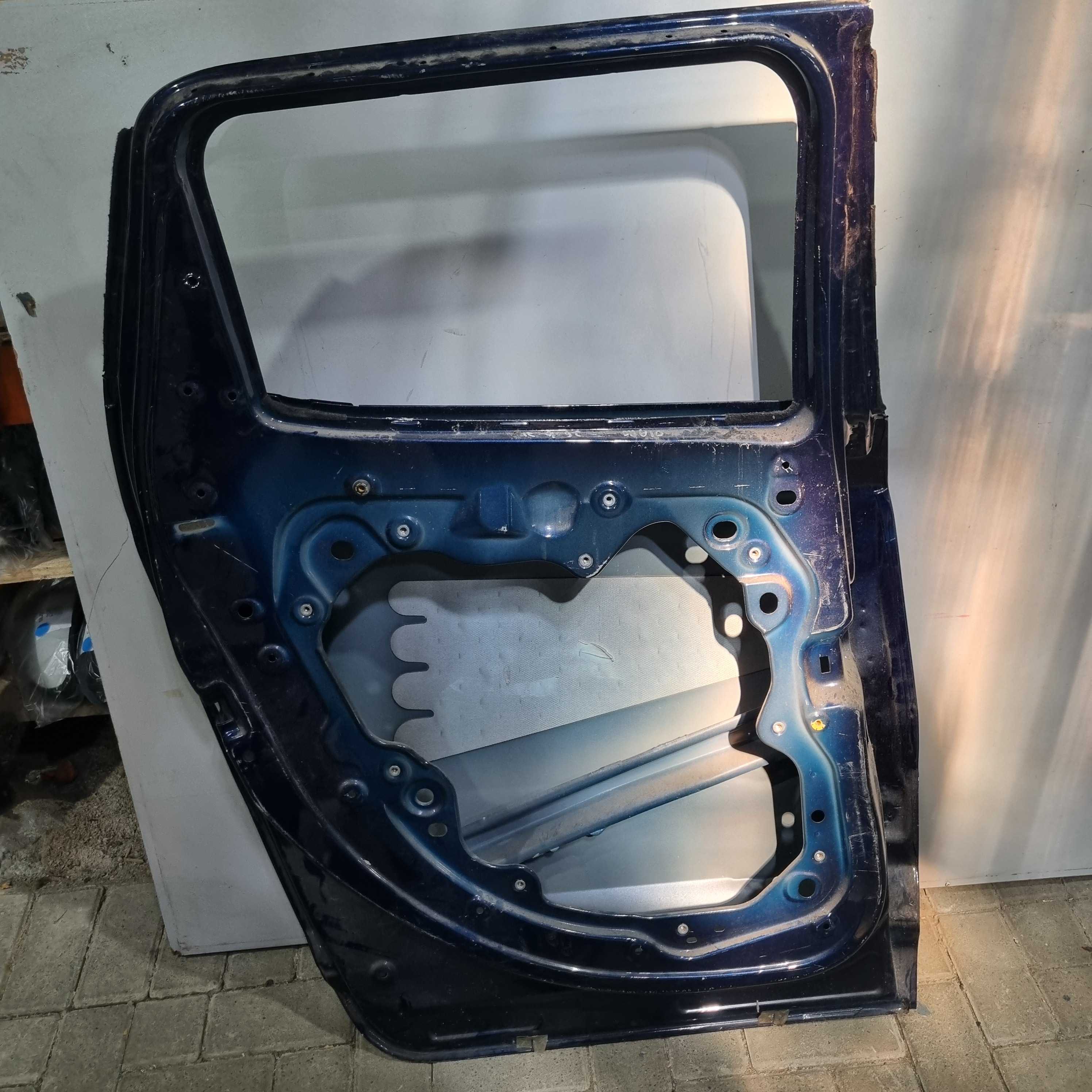 Porta Traseira Do Lado Esquerdo Fiat Toro Compass 2017/2023 2