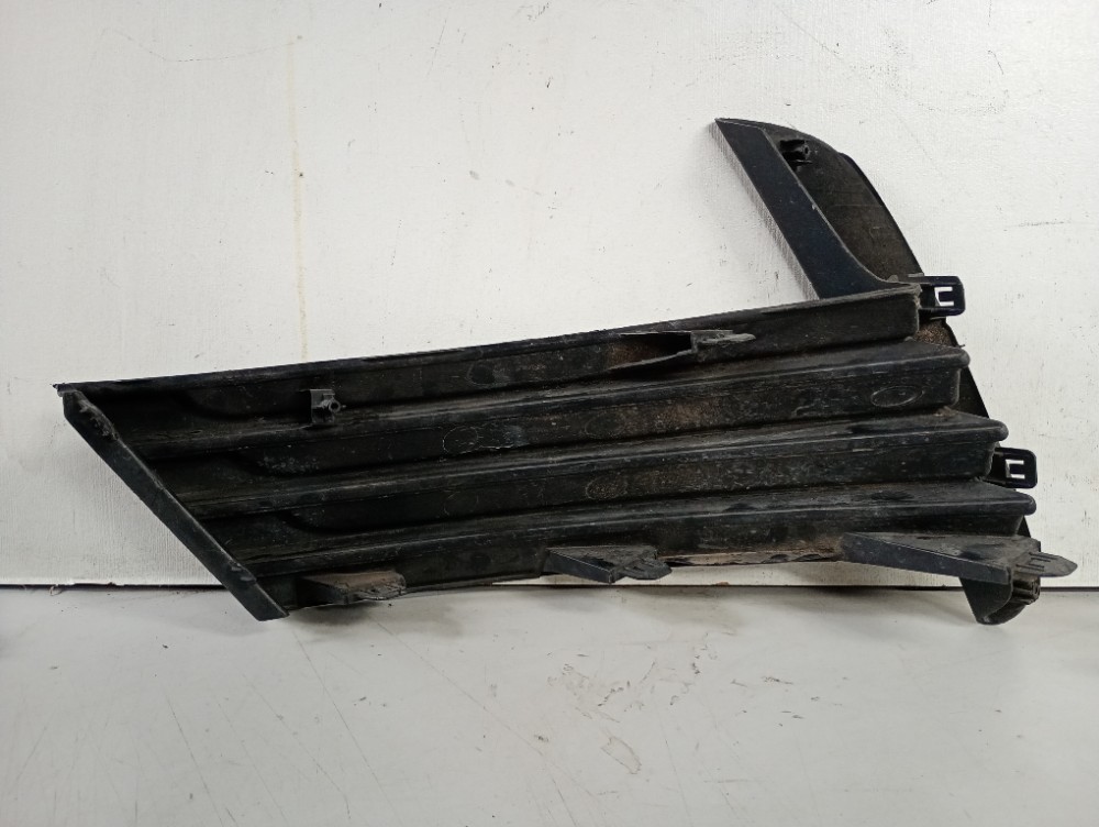 Moldura Do Cibié Direita Corolla 2015/2018 Original Usado. 3