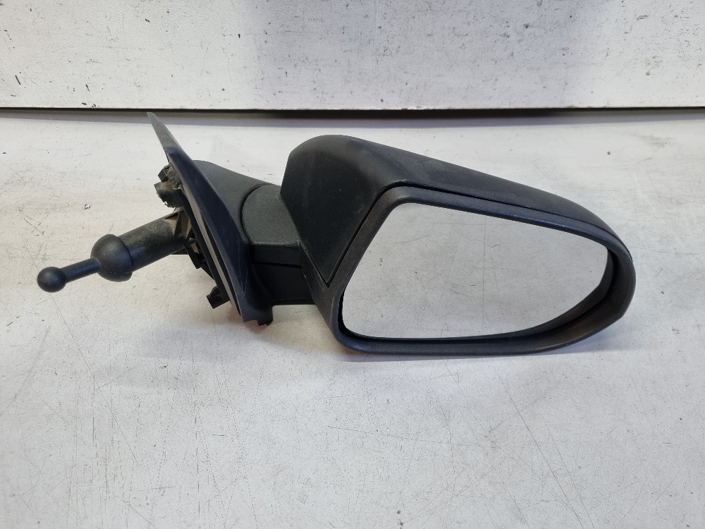 Retrovisor Direito Manual Chevrolet Onix 2013/2018 Usado 1