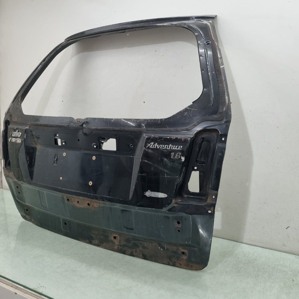Tampa Traseira Fiat Palio Weekend Modelos 2008/2016 3