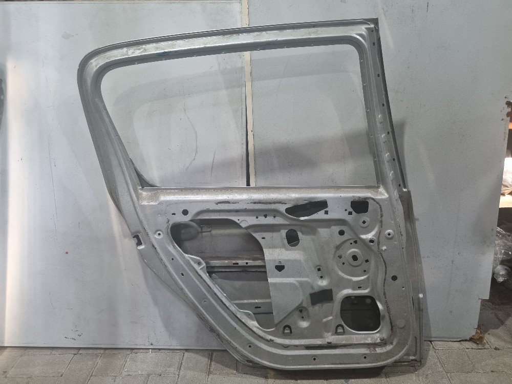 Porta Traseira Do Lado Esquerdo Peugeot 307 2003/2010 Traseira Esquerdo 4