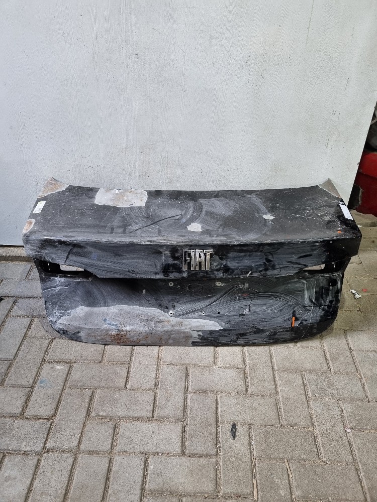 Tampa Traseira Fiat Cronos 2017/2023 Recuperada Original 1