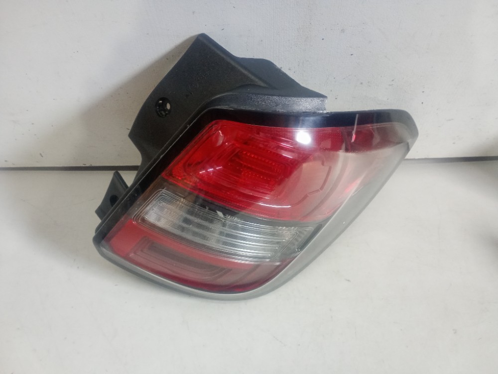 Lanterna Dir. Fumê Chevrolet Spin 2013/2016 Original Usada. Direito/passageiro 3