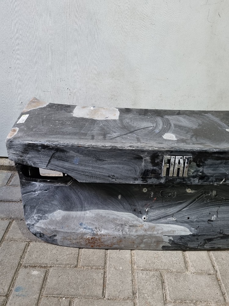 Tampa Traseira Fiat Cronos 2017/2023 Recuperada Original 4