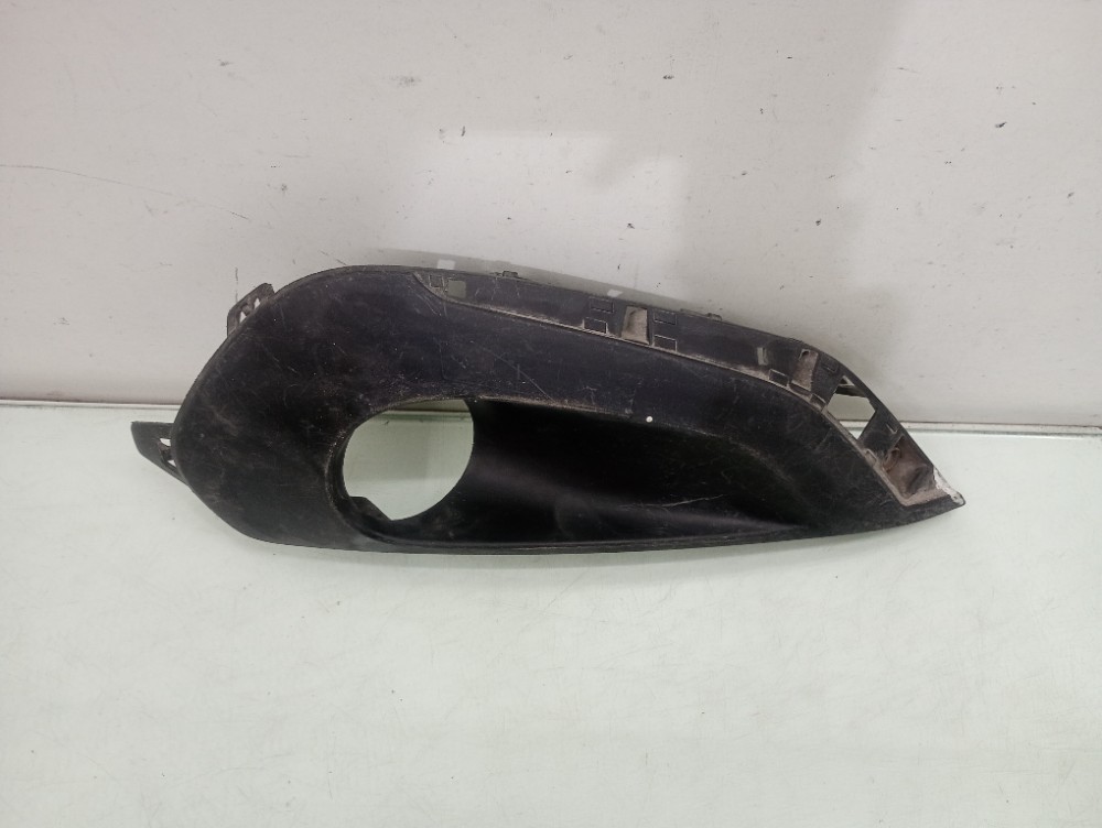 Moldura Direita Do Farol De Milha Peugeot 208 2016/2019 Direito 2