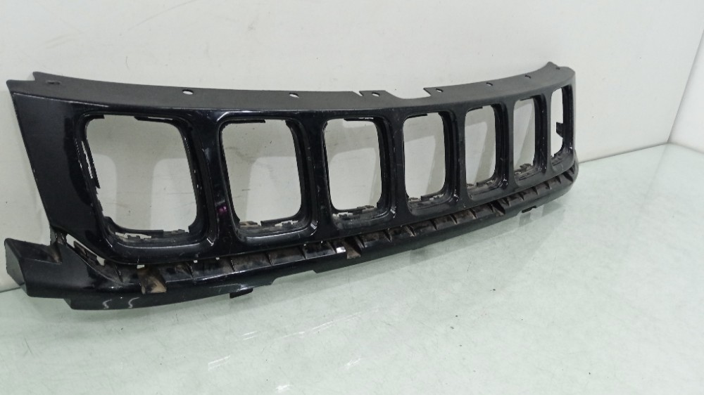 Grade  Superior Jeep  Compass 2016/2019 Original E Seminova. 2