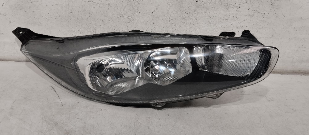 Farol Direito New Fiesta Máscara Negra 2013/2019