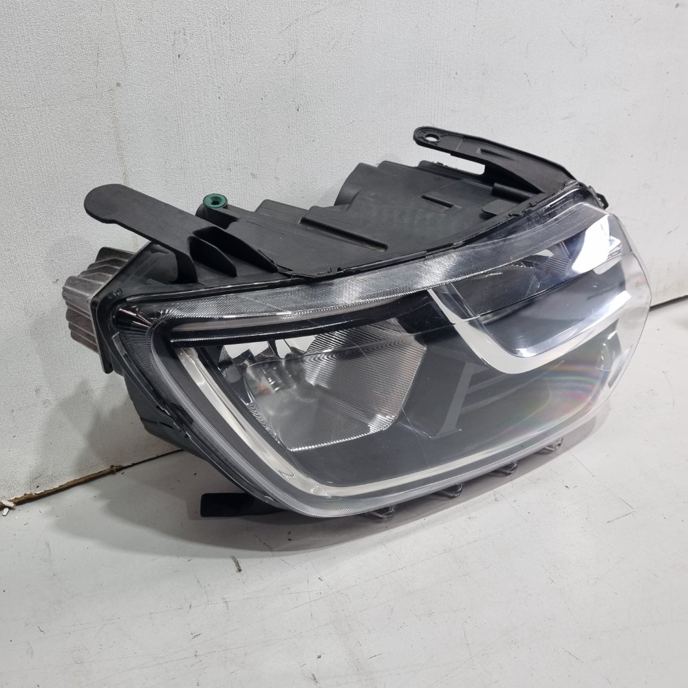 Farol Com Led Do Lado Direito Renault Duster 2020/2024 Direito/passageiro 6