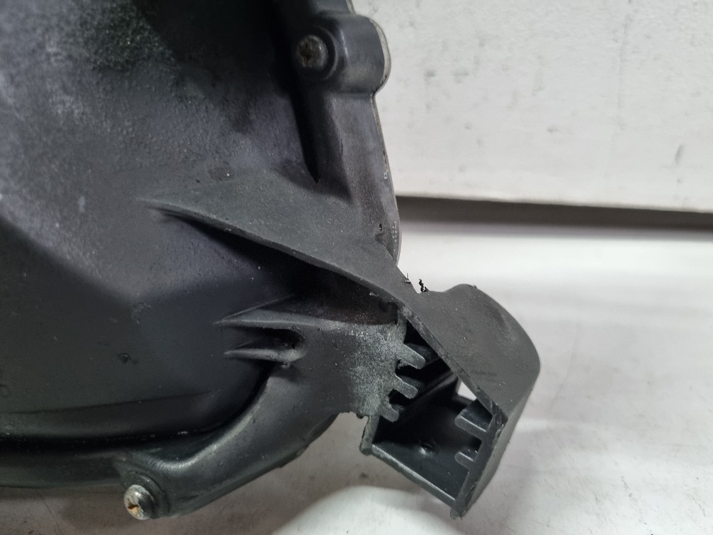 Farol Direito Toyota Hilux 2016/2019 Recuperado Direito/passageiro 8