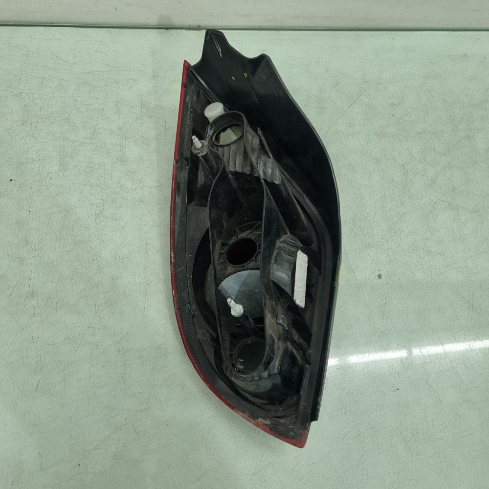 Lanterna Lado Direito Fumê Chevrolet Celta 2007/2016 Usado. 4