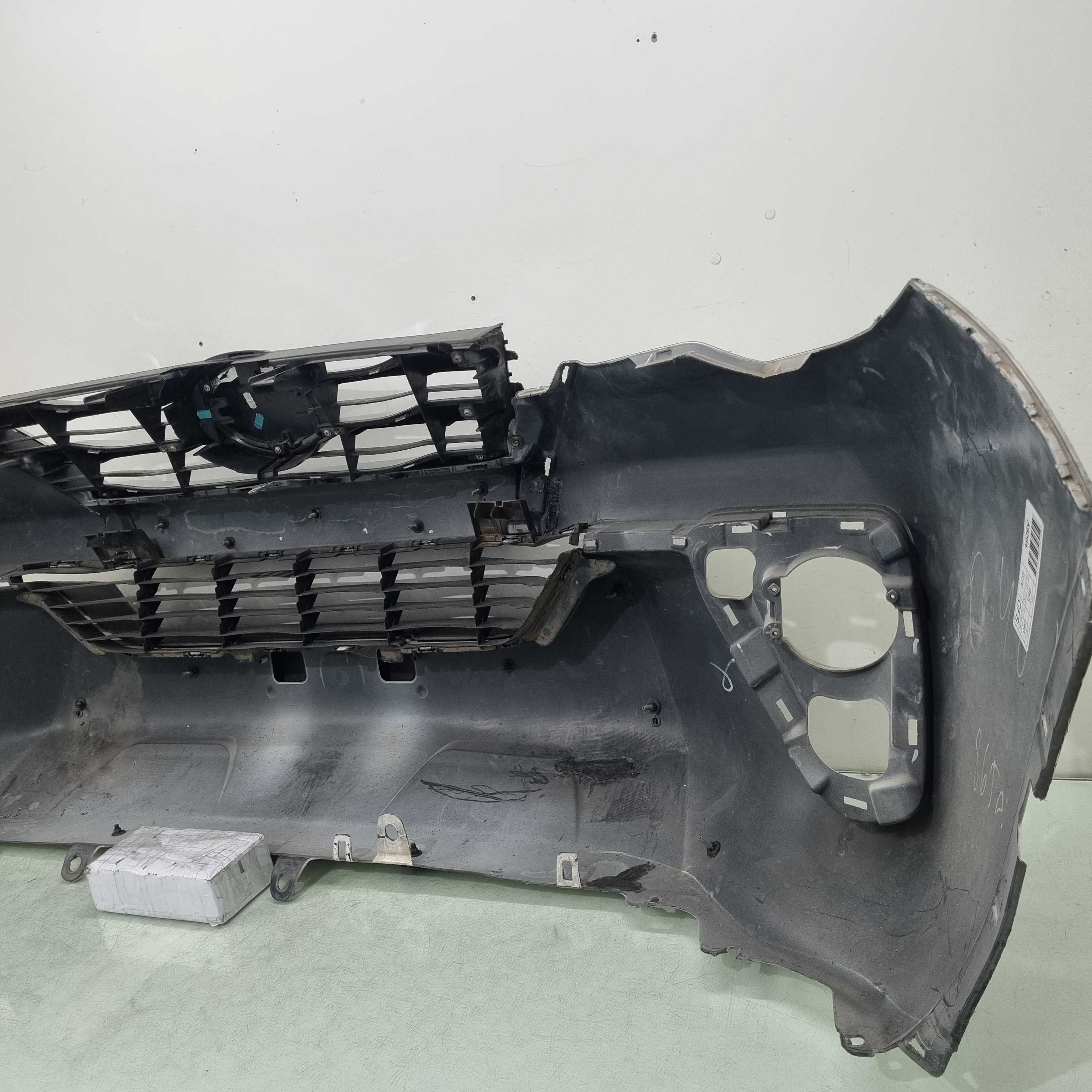 Para-choque Dianteiro Toyota Hilux Sw4 2017 / 2020 Seminova. 6