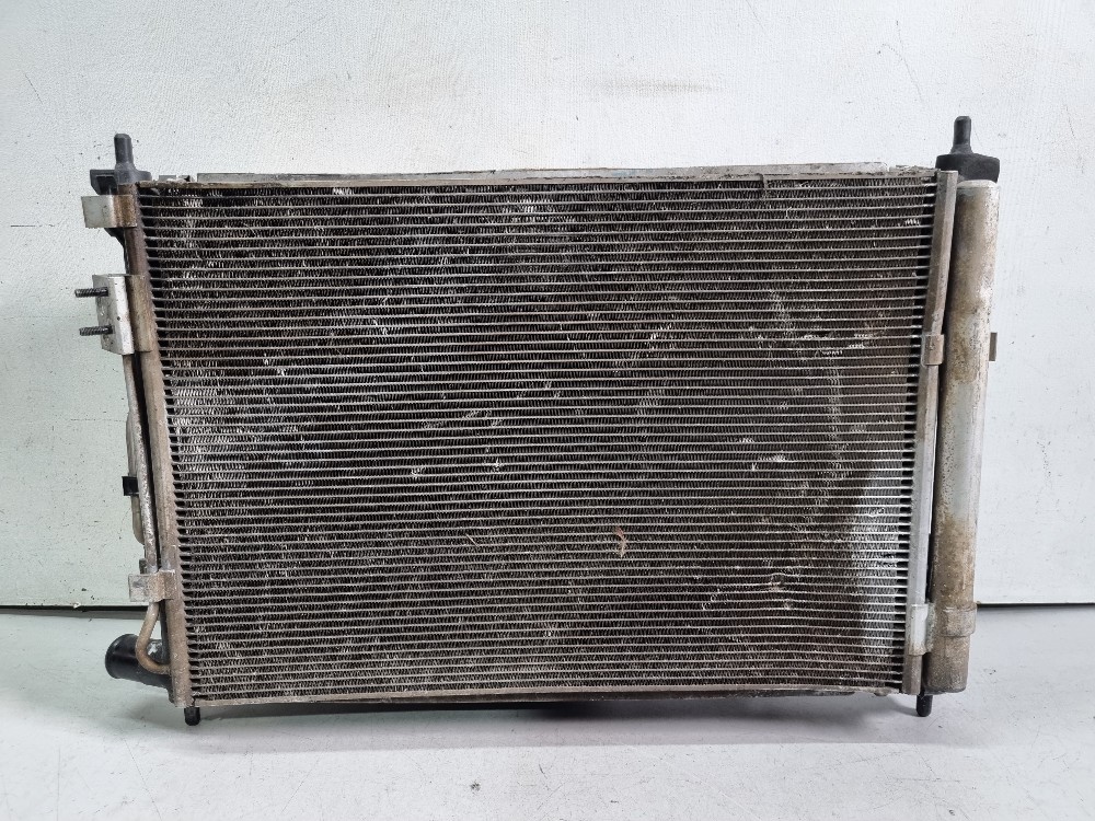 Kit Radiador Hyundai Veloster 2013/2019 Semi-novo 9