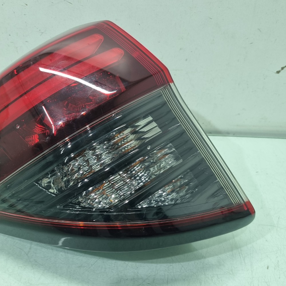 Lanterna Esquerda C/led Captur Renault Captur 2017/2021 Rec Esquerdo 9