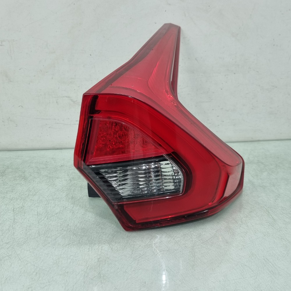 Lanterna Direita Mitsubishi Eclipse Cross 2015/2019 Direito/passageiro