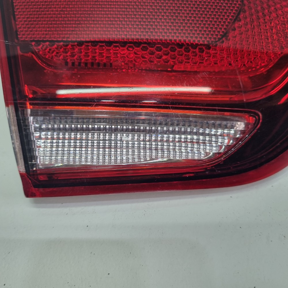 Lanterna Da Tapa Esquerdo Chevrolet Cobalt Modelos 2016/2020 Esquerdo/motorista 5