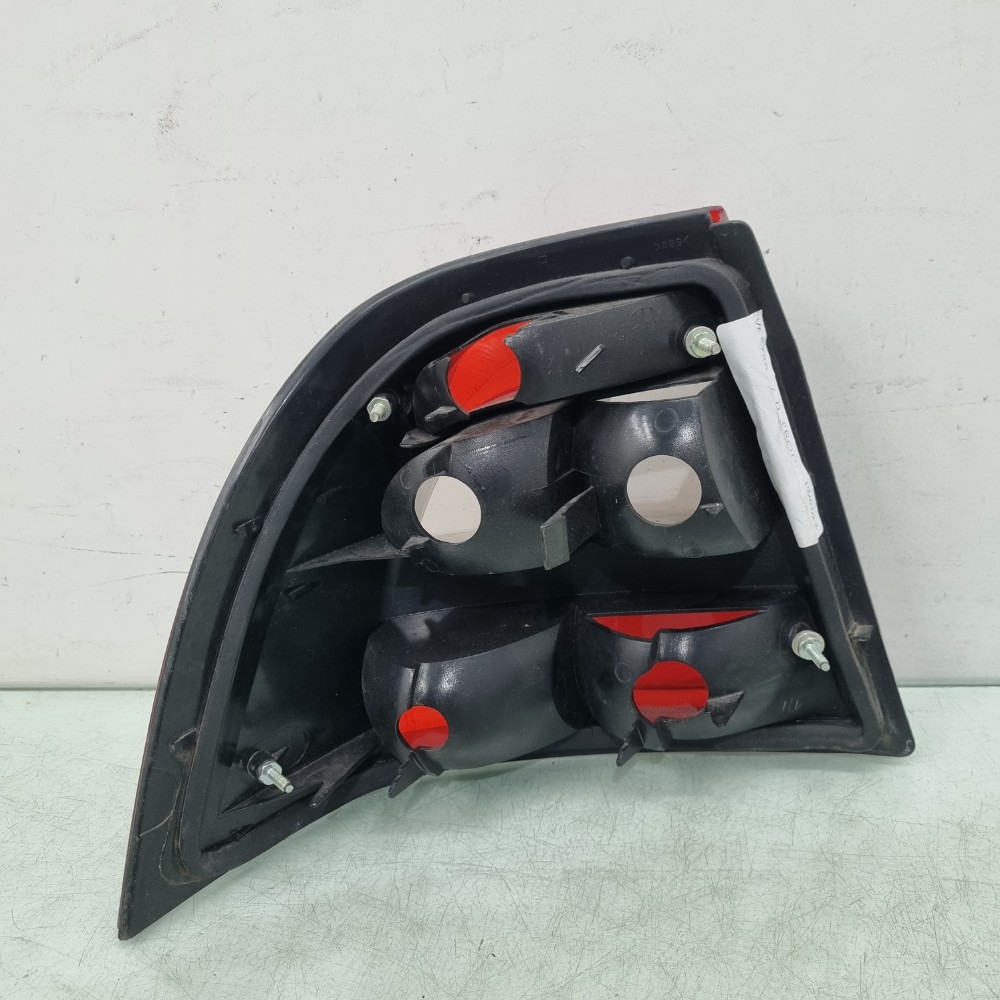 Lanterna Lado Direito  Chevrolet Vectra  2000/2005 Seminovo. 4