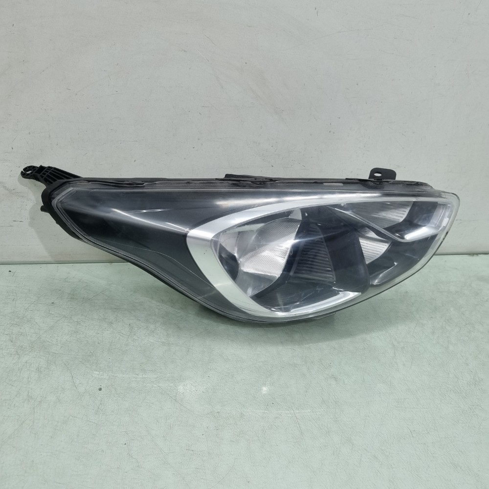 Farol Direito Ford Ka Freestyle 2018/2022 Recuperado 2
